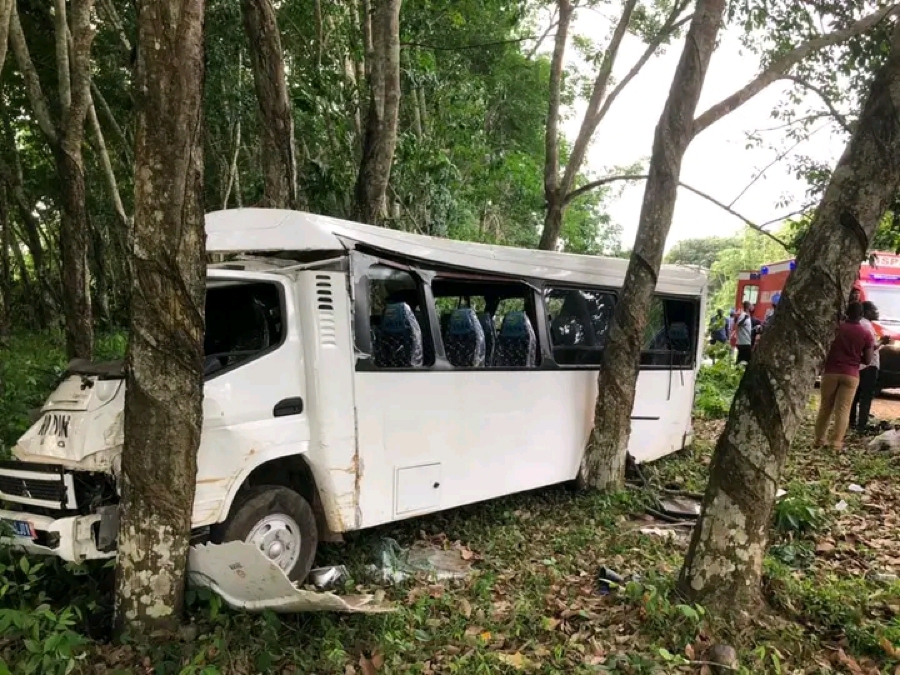 C Te D Ivoire Un Accident De La Circulation Fait Victimes Sur L