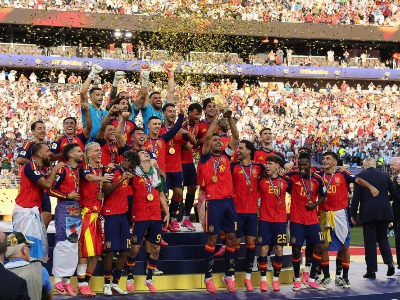Football : l'Espagne domine l'Argentine et décroche la Coupe du monde 2026 (1-0)