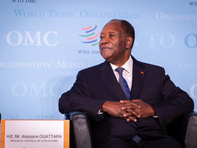 OMC : Alassane Ouattara plaide à Genève pour une « re-globalisation » et l'industrialisation des matières premières