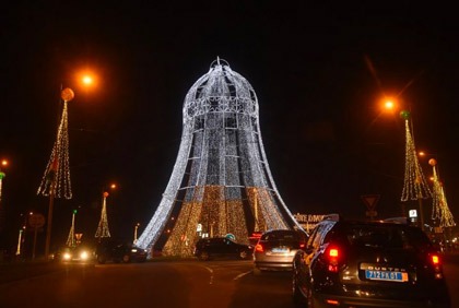 Abidjan ville lumière et fêtes de fin d`année 2012