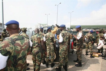 Redéploiement de la police et de l`armée dans la zone CNO 2011a g.