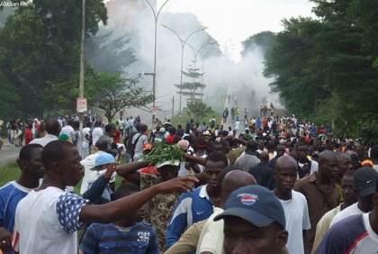 Manifestations de soutien à Ouattara - suite présidentielle 2010