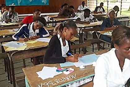 Examens scolaires 2008