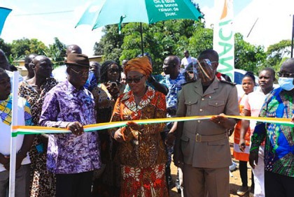 Centre de santé urbain d’Abradinou : La Fondation LONACI offre deux villas au personnel médical