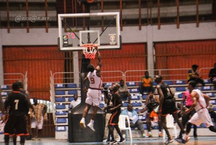 Sport/Basket-ball : Deuxième journée du championnat national