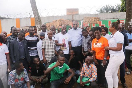 Législatives: dépôt d`intention de candidature au siège du RHDP d`abobo