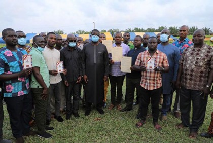 Bonoua : Hien fait un important don aux générations