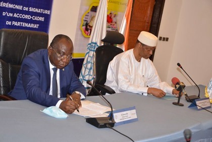 Signature d’un accord cadre de partenariat entre Versus Bank et le fonds de solidarité africain