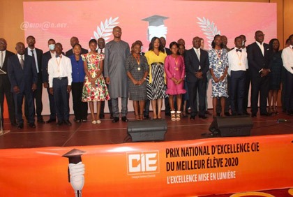 Prix National d`Excellence CIE pour le meilleur élève 2020: 9 lauréats récompensés