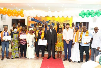 Mairie de Treichville / 4è édition du prix de l’excellence : Amichia récompense les meilleurs agents