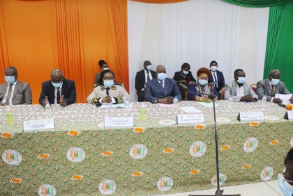 Prévention des conflits : des comités de veille et de suivi de la cohésion sociale installés à Bongouanou et M’batto