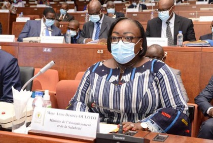 Politique d’assainissement et de la salubrité: Anne Ouloto au sénat