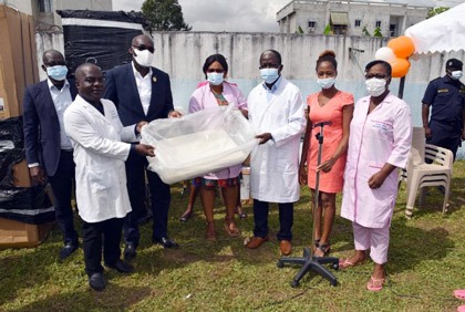 Structures sanitaires de Cocody: le Maire Jean-Marc Yacé offre des équipements de plus de 40 millions de Fcfa à 3 centres de santé de la commune