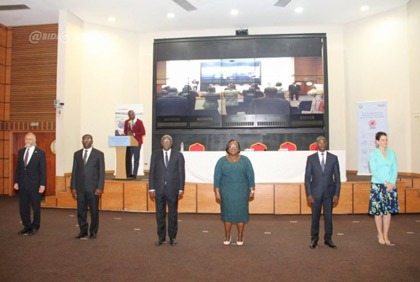 Accès à l` eau et  à l`assainissement en Côte d`Ivoire:  lancement officiel du projet MiniWASH en Côte d`Ivoire