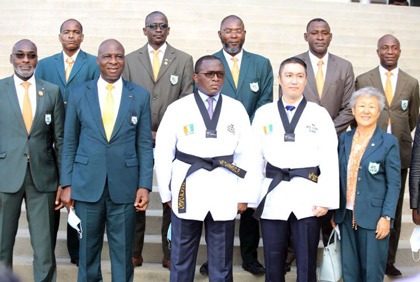 Signature de l’accord cadre sur le centre sportif culturel et des Tic Ivoiro-coréen Alassane Ouattara