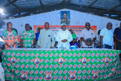 Port-Bouët: après la victoire d`Alassane Ouattara à la présidentielle, les populations invitées à offrir au Rhdp une large majorité à l`hémicycle