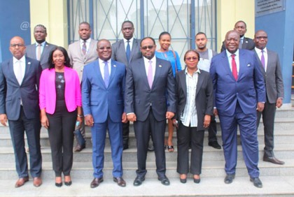 Promotion du marché financier régional de l`UEMOA auprès des investisseurs internationaux: Signature d’un mémorandum entre la Chambre de Commerce Américaine en Côte d’Ivoire et la BRVM