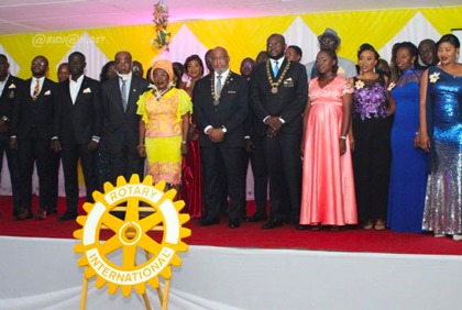 Cérémonie d`investiture du rotary club Abidjan Koumassi