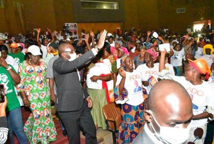 Rencontre d`échange entre le Ministre Souleymane Diarrassouba et les Femmes de Yamoussoukro