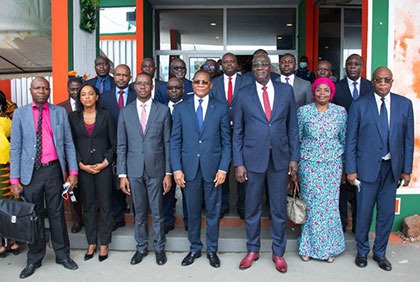 Séance de travail du Ministre de la Construction, du Logement et de l'urbanisme avec le Maire de la commune d'Adjamé