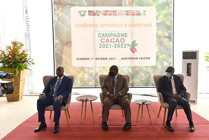 Cérémonie de lancement de la campagne 2021/2022 : Le Conseil du Café-Cacao Fixe le prix bord champ du Cacao à 825 F CFA /KG