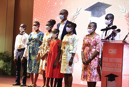 Cérémonie de remise du prix national d’excellence CIE du meilleur élève 2021