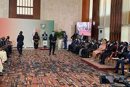 Cérémonie de remise du Prix national d'excellence au Palais de la Présidence de la République