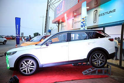 Automobile : Présentation de la nouvelle gamme de véhicules FAW BESTUNE de Sam Motors