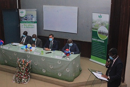 Session d’Orientation et de Sensibilisation aux VBG des étudiants et le personnel administratif de l’Université Nangui Abrogoua