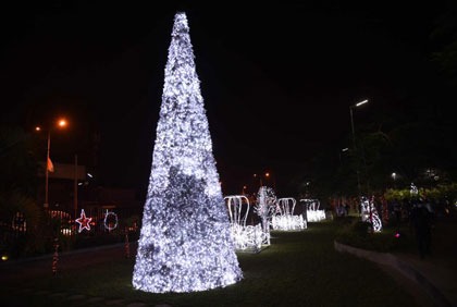 Cérémonie de lancement des illumination du district autonome d'Abidjan