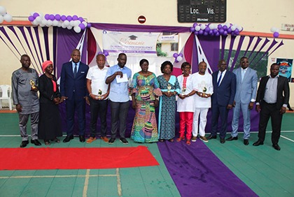 Cérémonie de décorations des agents du CROU A1