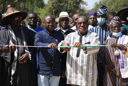 Bouna: le Conseil Municipal offre un nouveau parc à bétail et des pompes hydrauliques aux populations