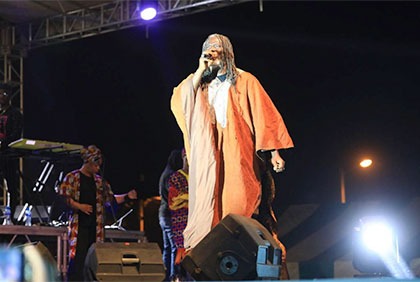 Saint Sylvestre à Odienné: Tiken Jah en concert live