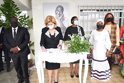 Deuil: Le couple présidentiel pleure le Patriarche Konan Koffi Antoine