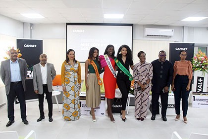 Remise de lots Canal+ aux lauréates du concours Miss Côte d’Ivoire 2021