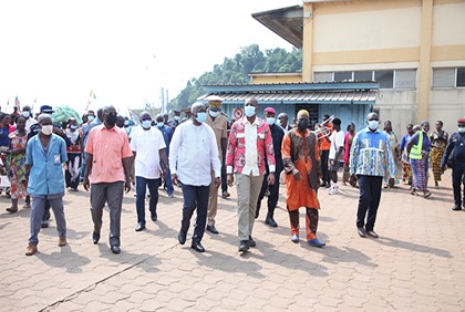 Sidi Touré s’imprègne des réalités du port de pêche de San Pedro