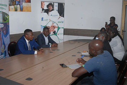 Conférence de presse de lancement de l'application E-lavandière