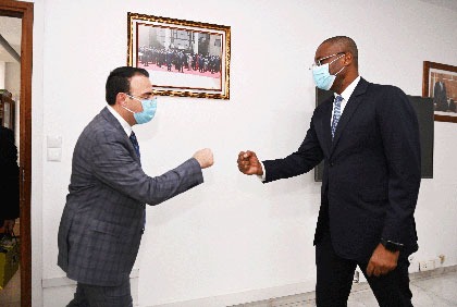 Coopération : le Ministre Sidi Touré reçoit M. Ahmed Kahn, Coordonnateur de l'économie bleue et de la pêche à la BAD