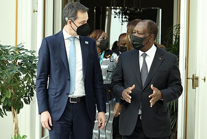 Entretien du Président de la République, S.E.M. Alassane OUATTARA, avec le Premier Ministre de Belgique
