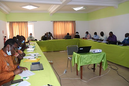 Chirurgie de l’hydrocèle : le Ministère de la santé et le Centre Suisse de Recherches Scientifiques organisent un atelier de formation des chirurgiens