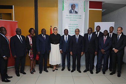 Signature de convention entre l’ASA-CI et les cliniques privées