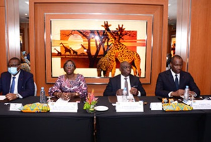 Le Ministre de la Réconciliation et de la cohésion nationale rencontre les ambassadeurs africains