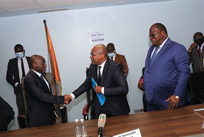 Passation de charges au ministère de l'hydraulique