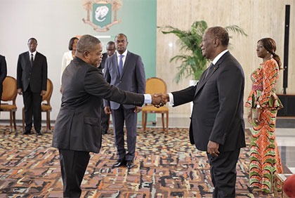 Cérémonie de présentation des lettres de créance des Ambassadeurs de Libye, du Niger, de la RDC, d'Angola et de Hongrie en Côte d'Ivoire, au Président de la République, S.E.M. Alassane OUATTARA