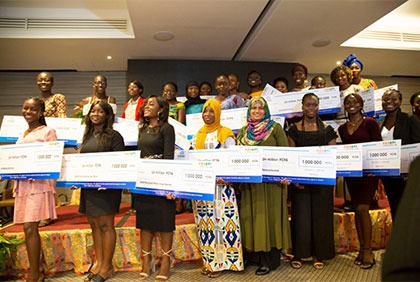 Cérémonie de distinction des meilleures étudiantes en Science,Technologie, Ingénierie, Mathématique