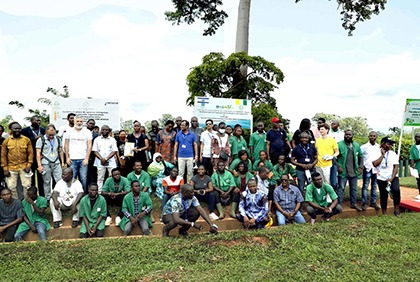 Visite de la ferme expérimentale israélienne MASHAV basée sur les systèmes d’irrigation par une soixantaine de participants à la COP 15