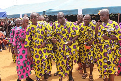 Cérémonie d'investiture du chef du village de Toupah