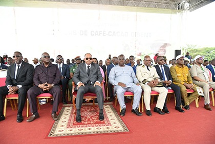 Cérémonie d'hommage des producteurs de café-cacao au Président de la République