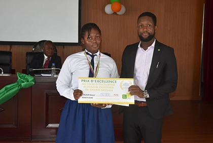 Grand-Bassam: les meilleurs élèves du lycée d'excellence primés