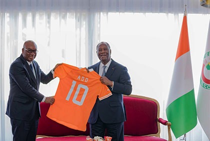 Entretien du Président de la République, S.E.M. Alassane OUATTARA, avec le nouveau Président de la FIF, M. Yacine Idriss DIALLO